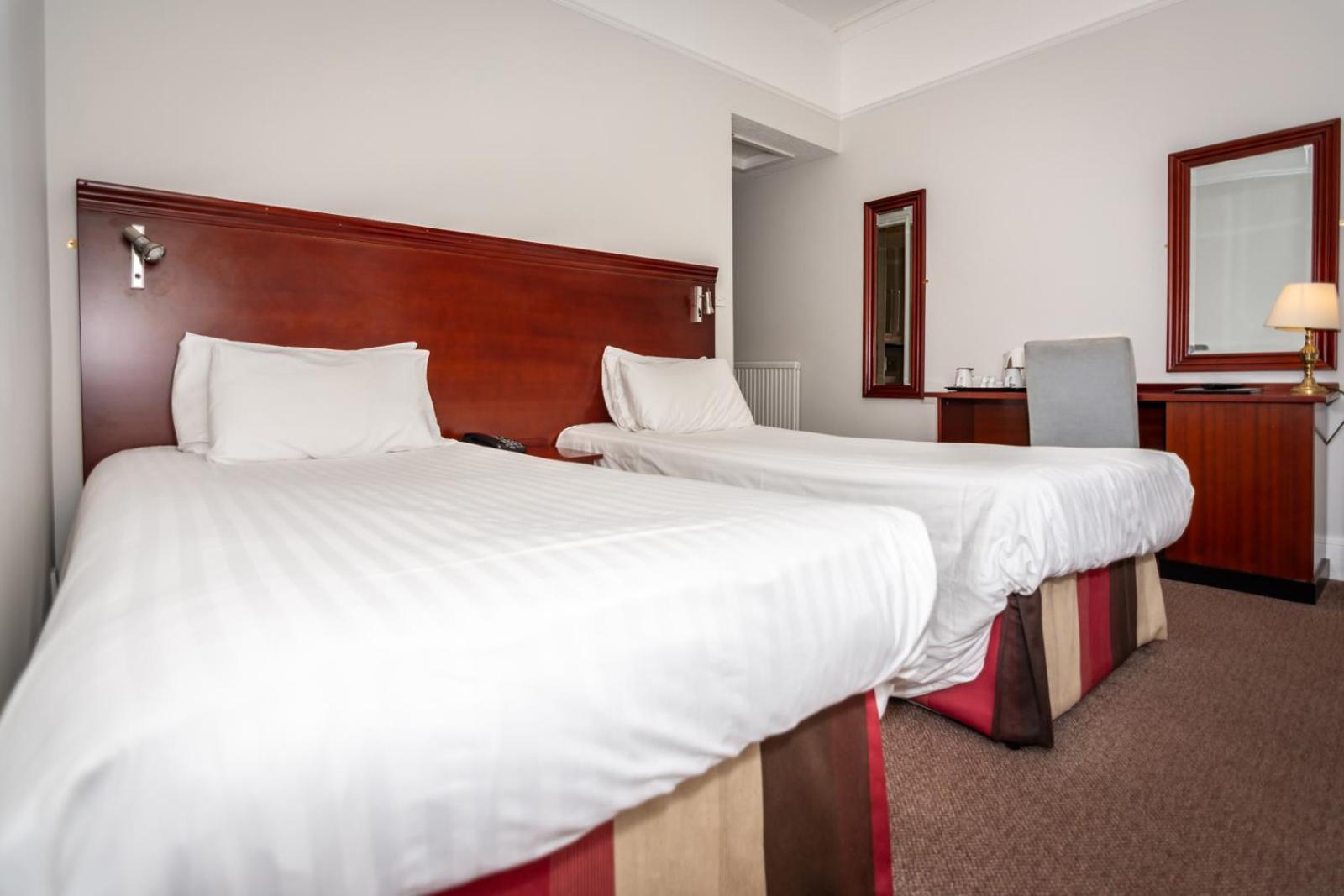 Kensington Hotel Λαντούντνο Εξωτερικό φωτογραφία